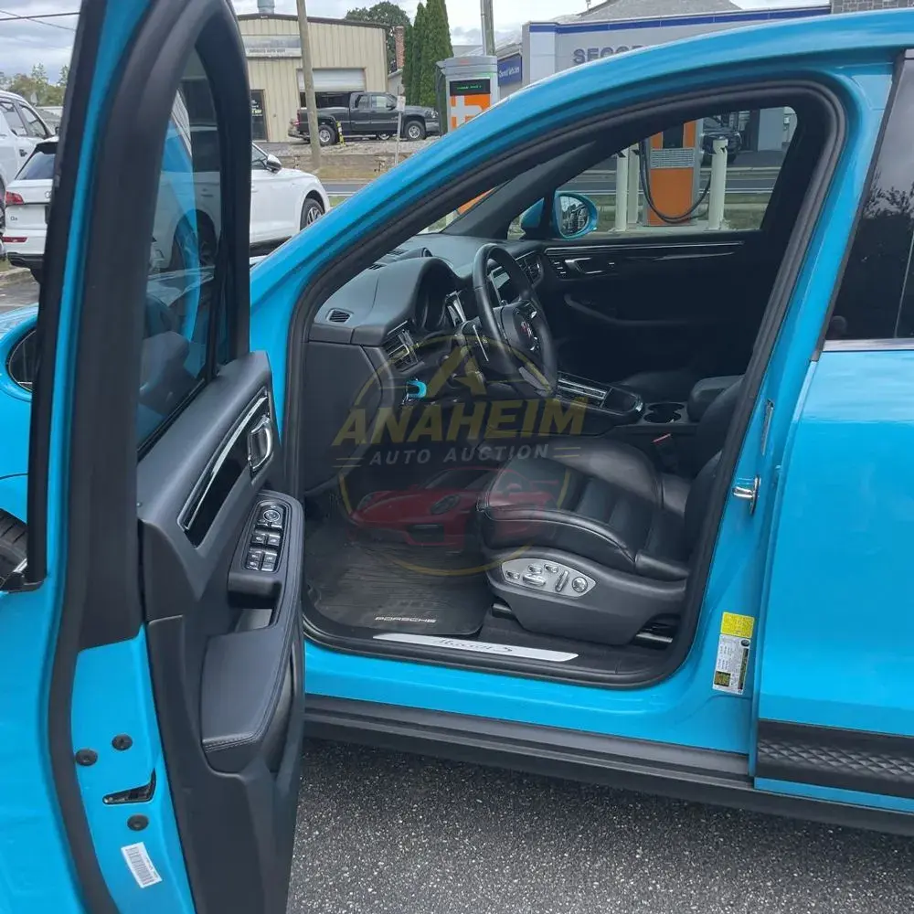 2022 Porsche Macan S