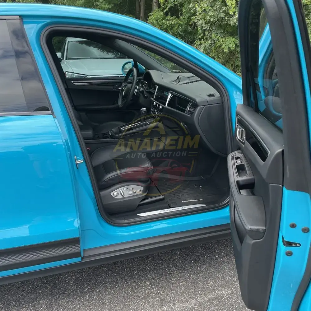 2022 Porsche Macan S