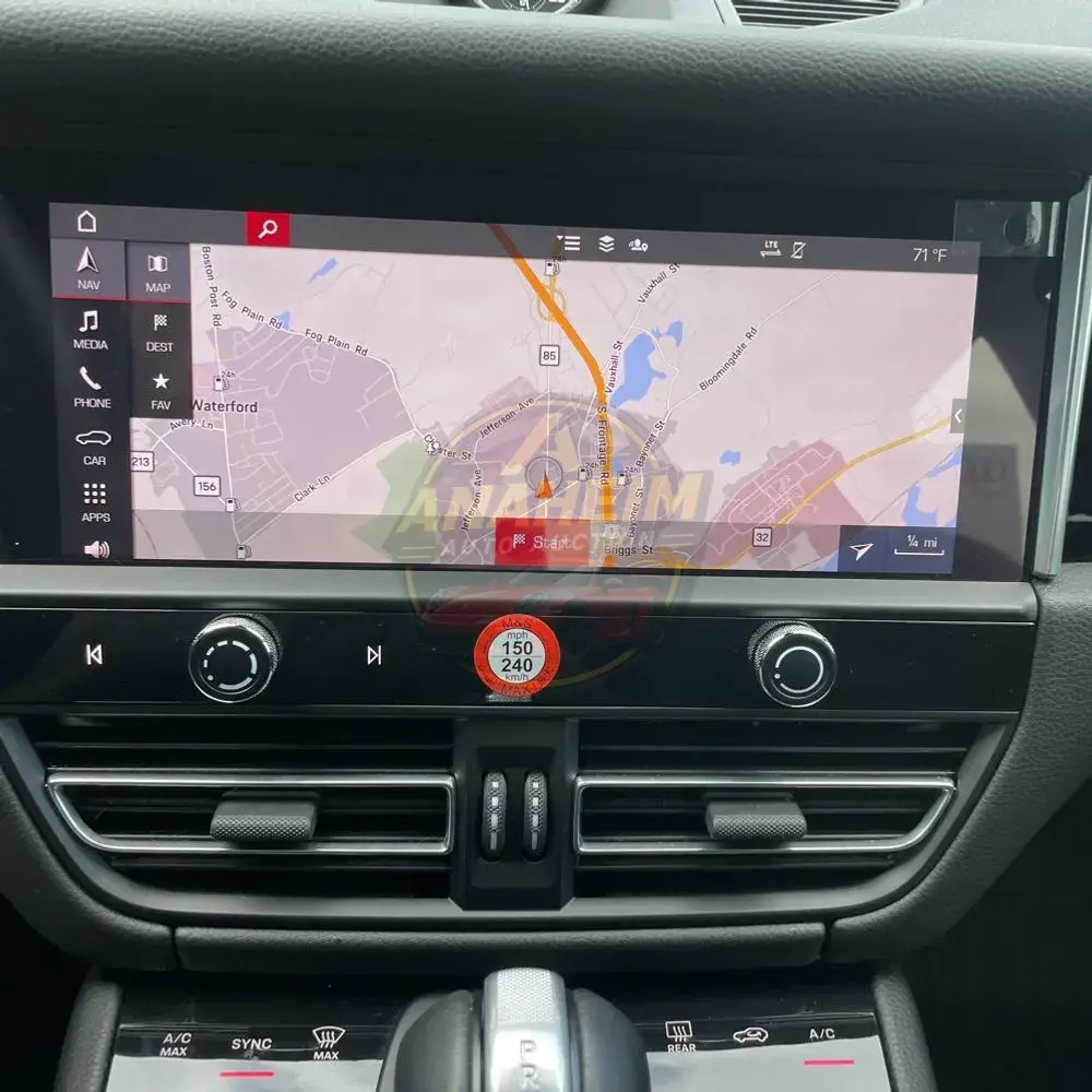 2022 Porsche Macan S