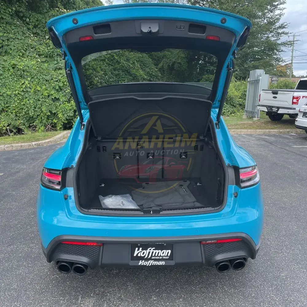 2022 Porsche Macan S