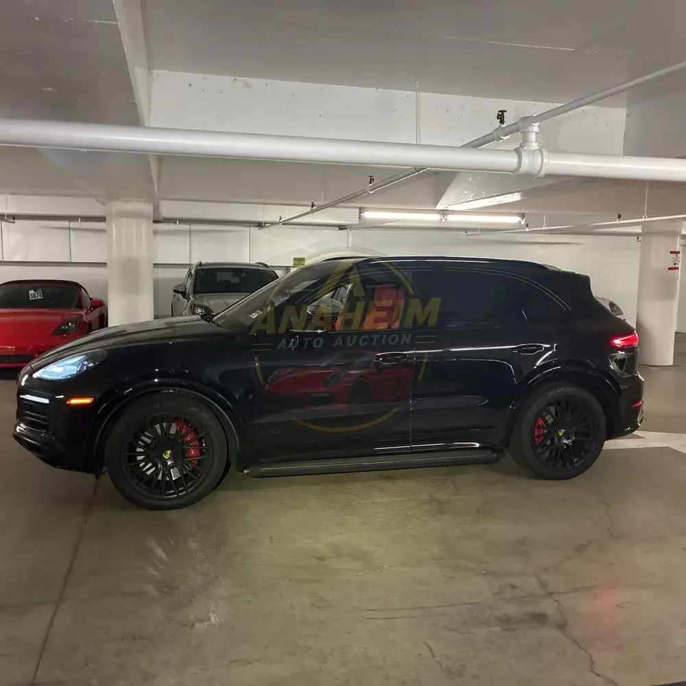 2022 Porsche Cayenne GTS