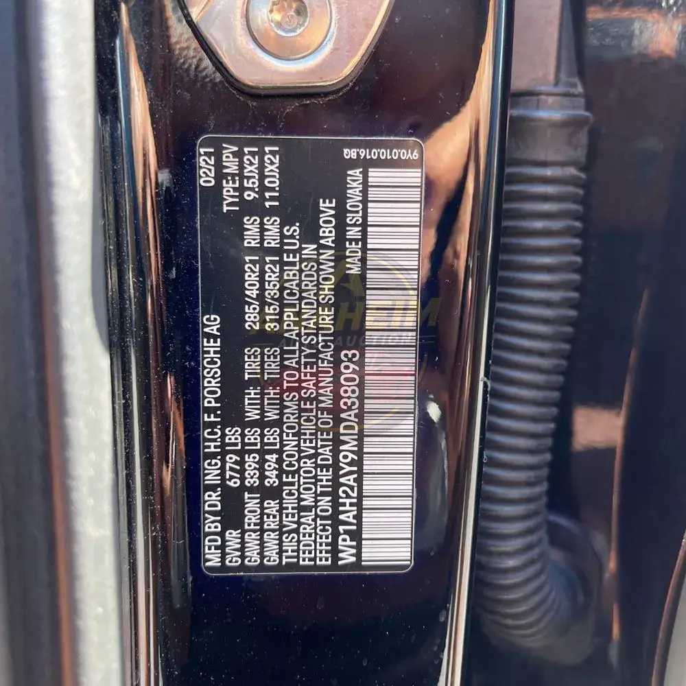 2021 Porsche Cayenne Turbo S E-Hybrid