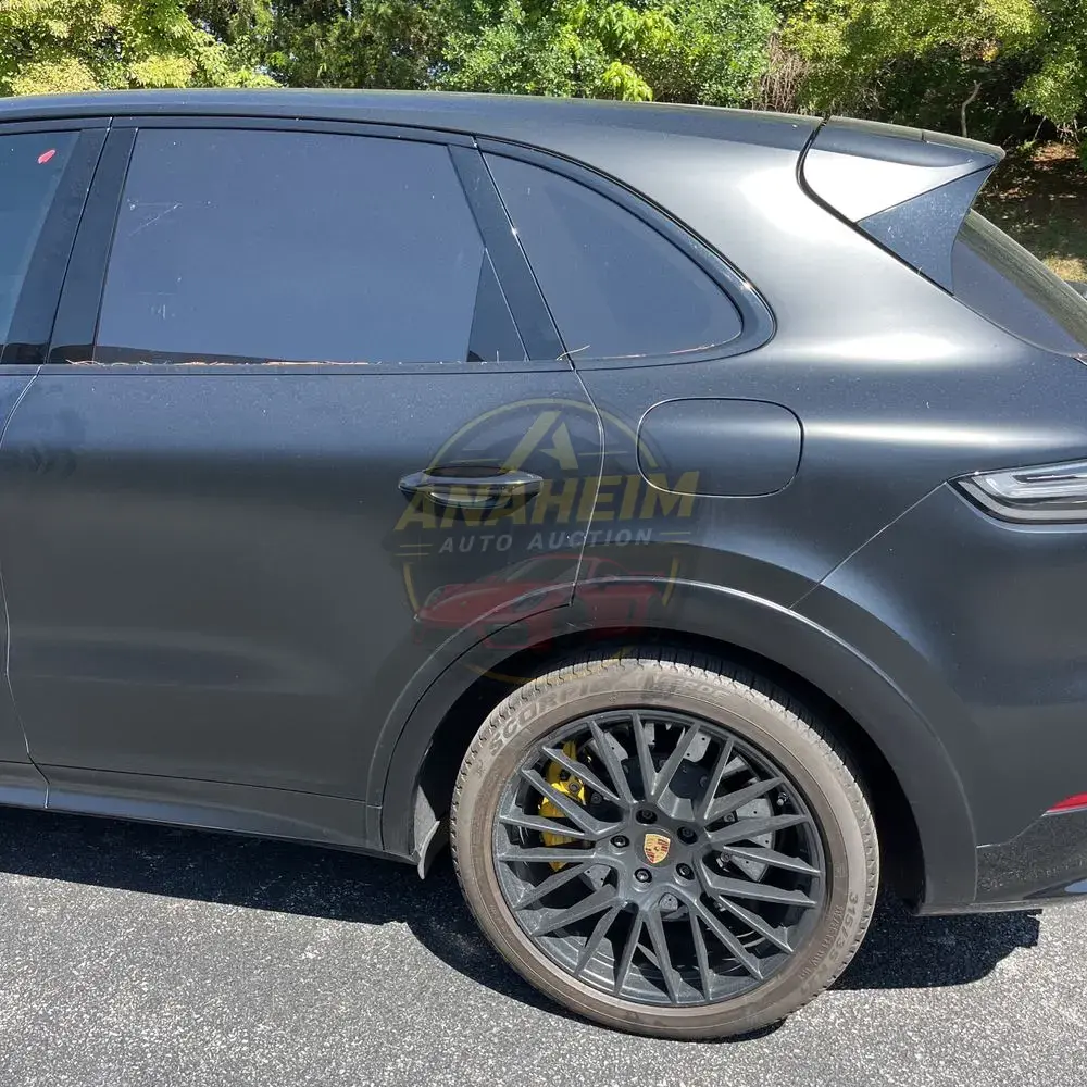 2021 Porsche Cayenne Turbo S E-Hybrid