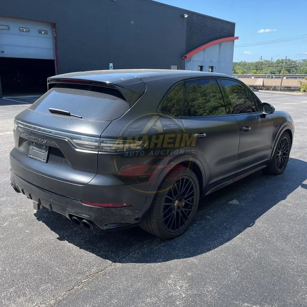2021 Porsche Cayenne Turbo S E-Hybrid