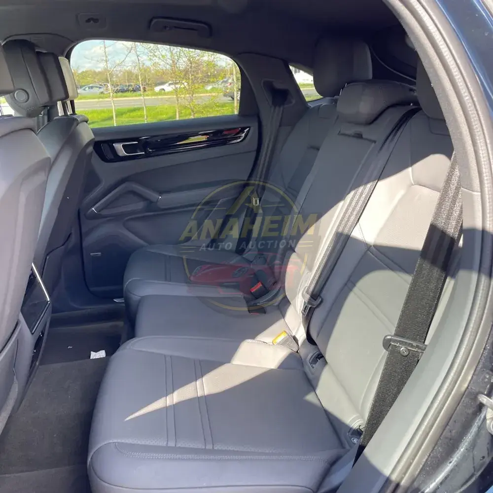 2022 Porsche Cayenne Coupe