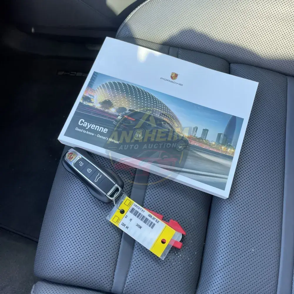 2022 Porsche Cayenne Coupe