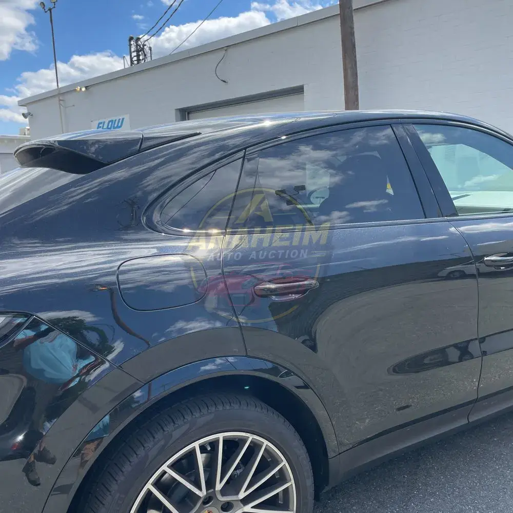 2023 Porsche Cayenne Coupe Platinum Edition