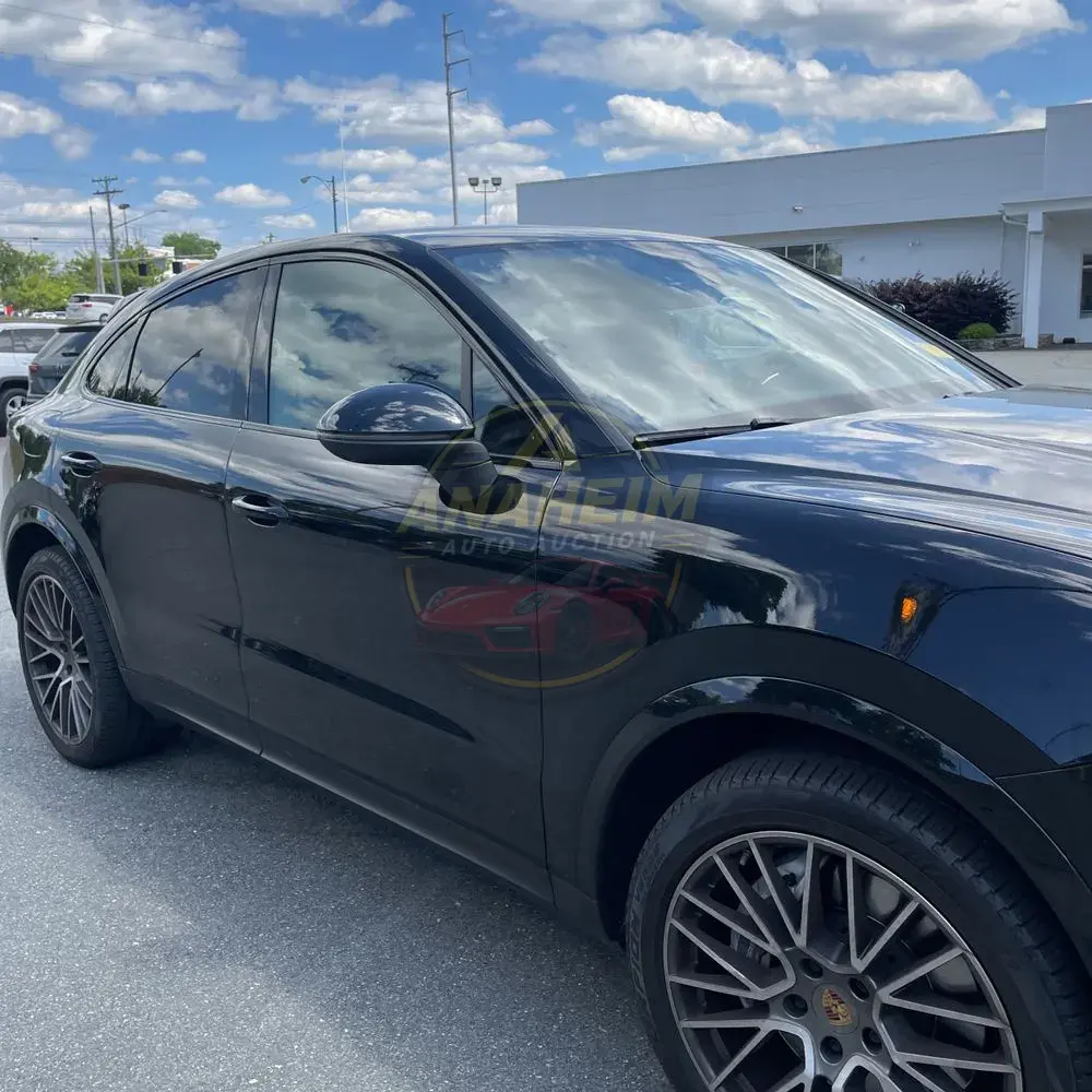 2023 Porsche Cayenne Coupe Platinum Edition
