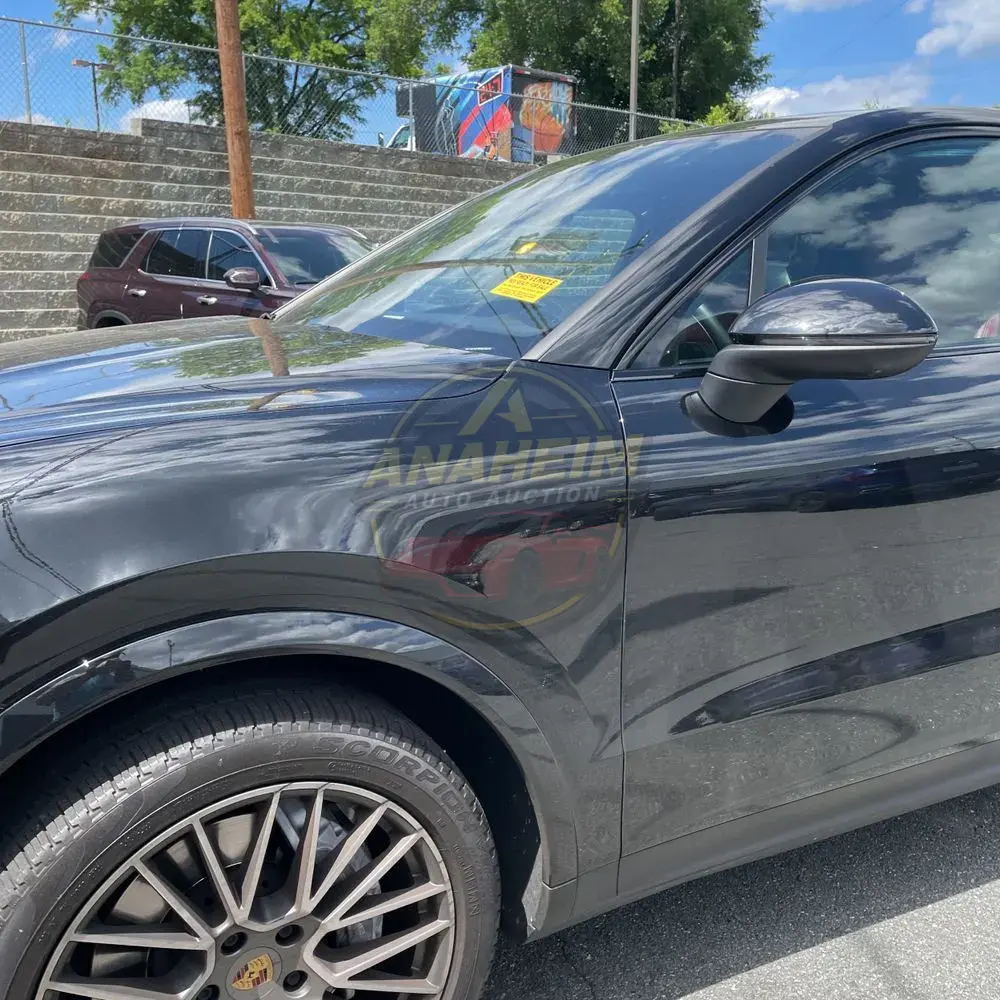 2023 Porsche Cayenne Coupe Platinum Edition