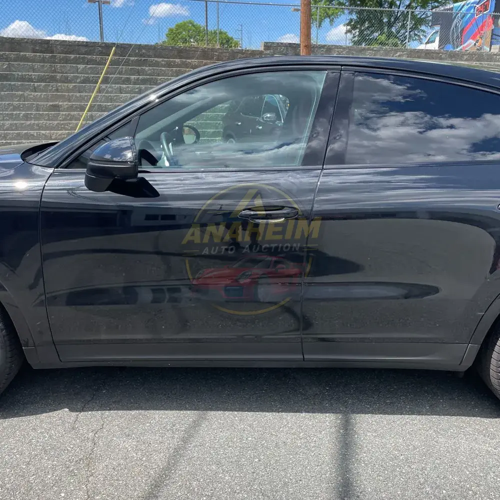 2023 Porsche Cayenne Coupe Platinum Edition