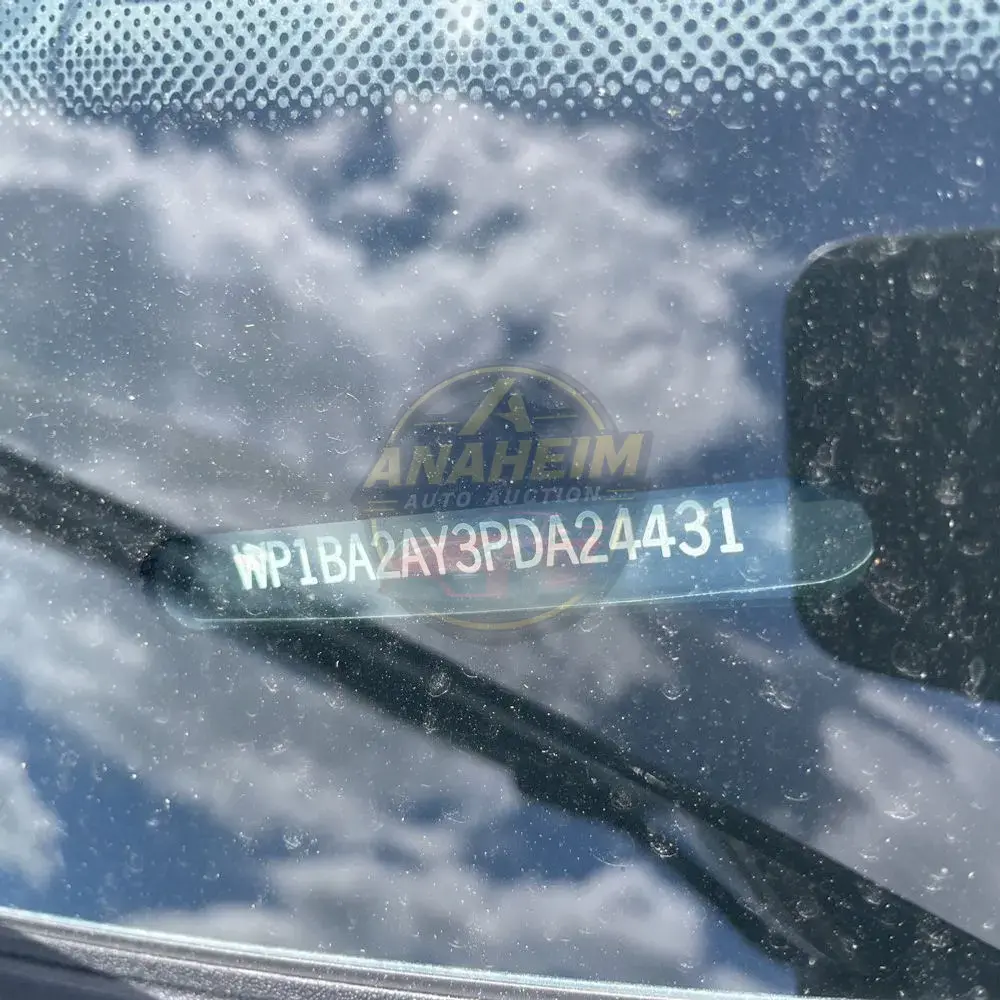 2023 Porsche Cayenne Coupe Platinum Edition