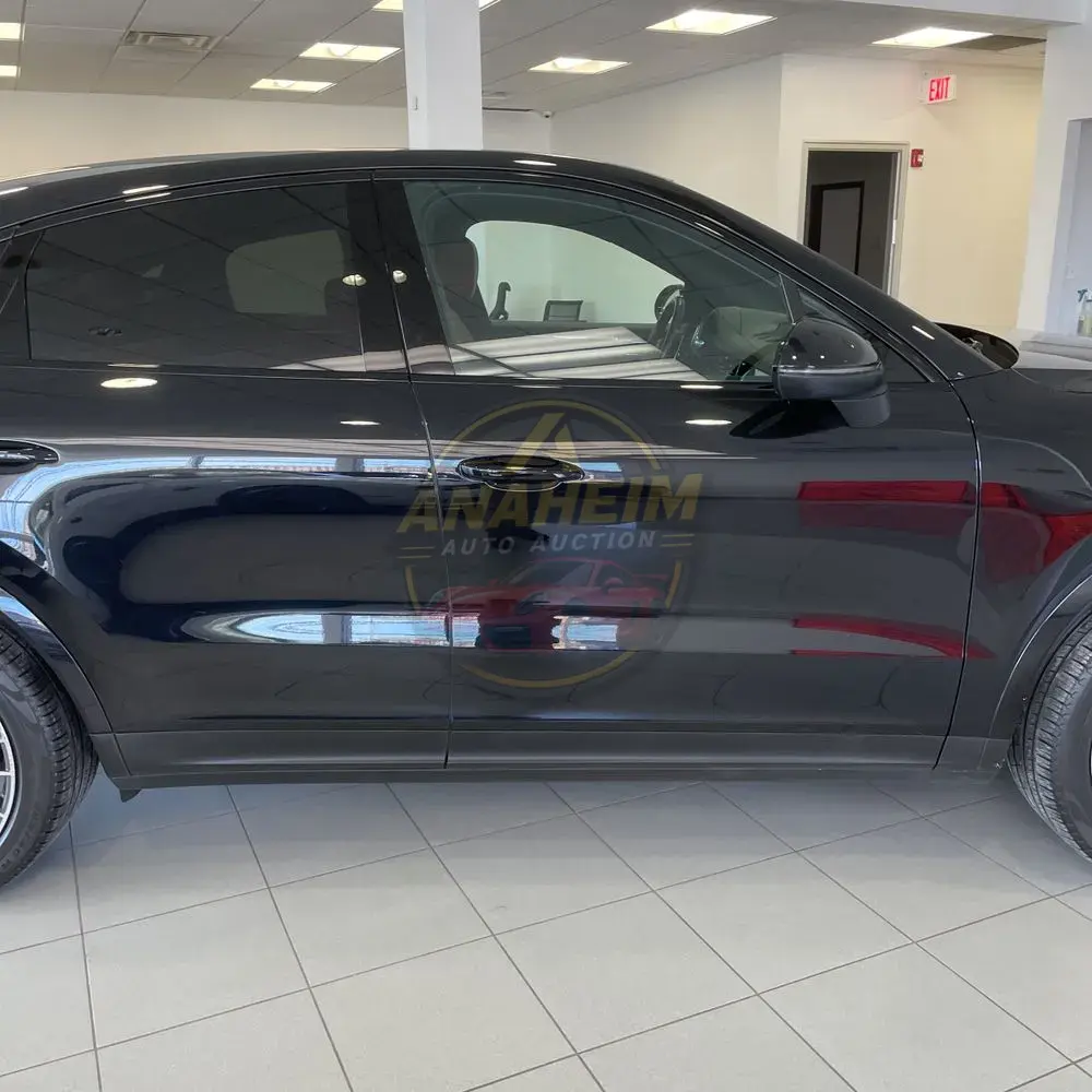 2022 Porsche Cayenne S Coupe