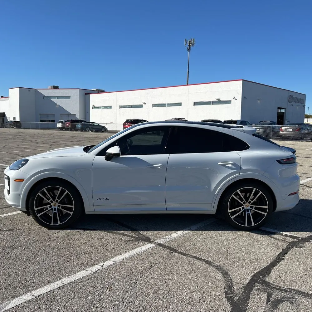 2025 Porsche Cayenne GTS