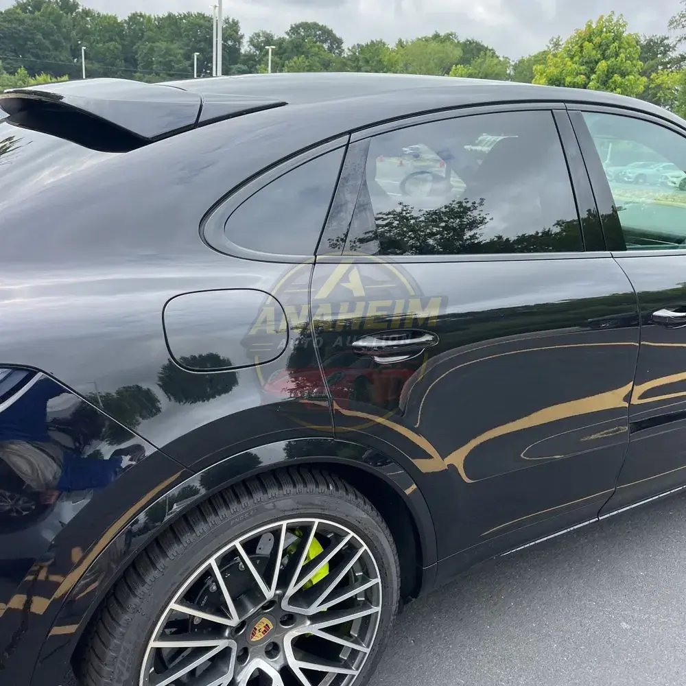 2022 Porsche Cayenne Turbo S E-Hybrid Coupe