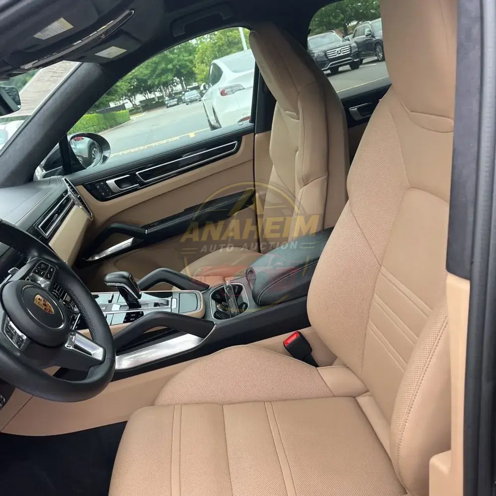 2022 Porsche Cayenne Turbo S E-Hybrid Coupe