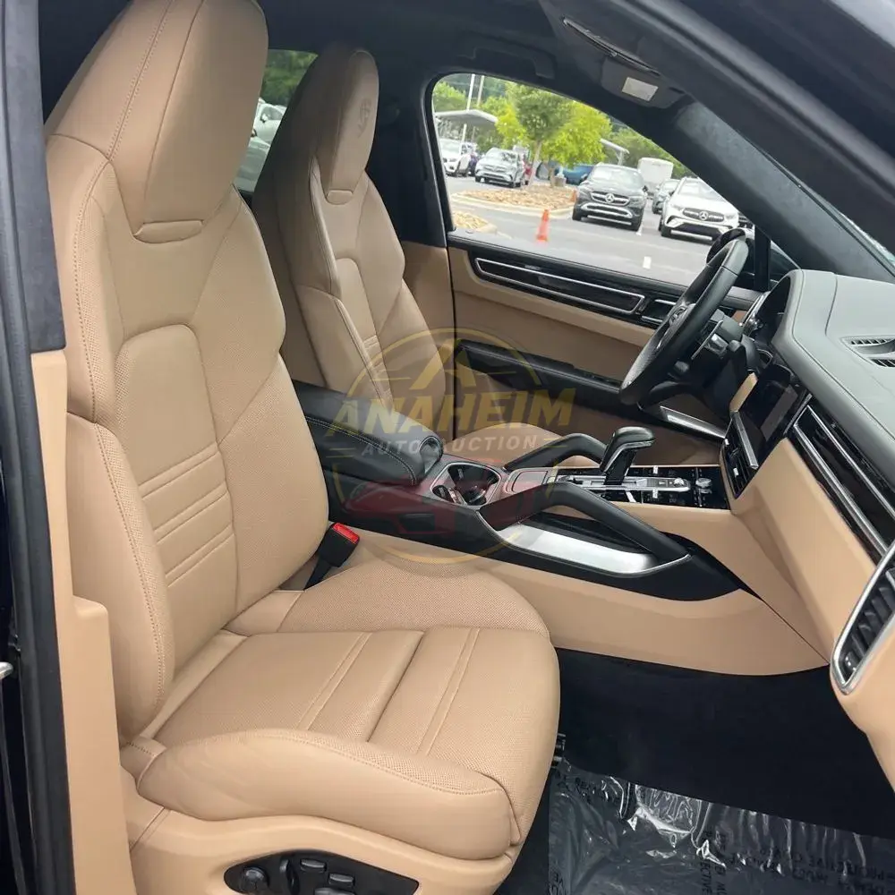2022 Porsche Cayenne Turbo S E-Hybrid Coupe
