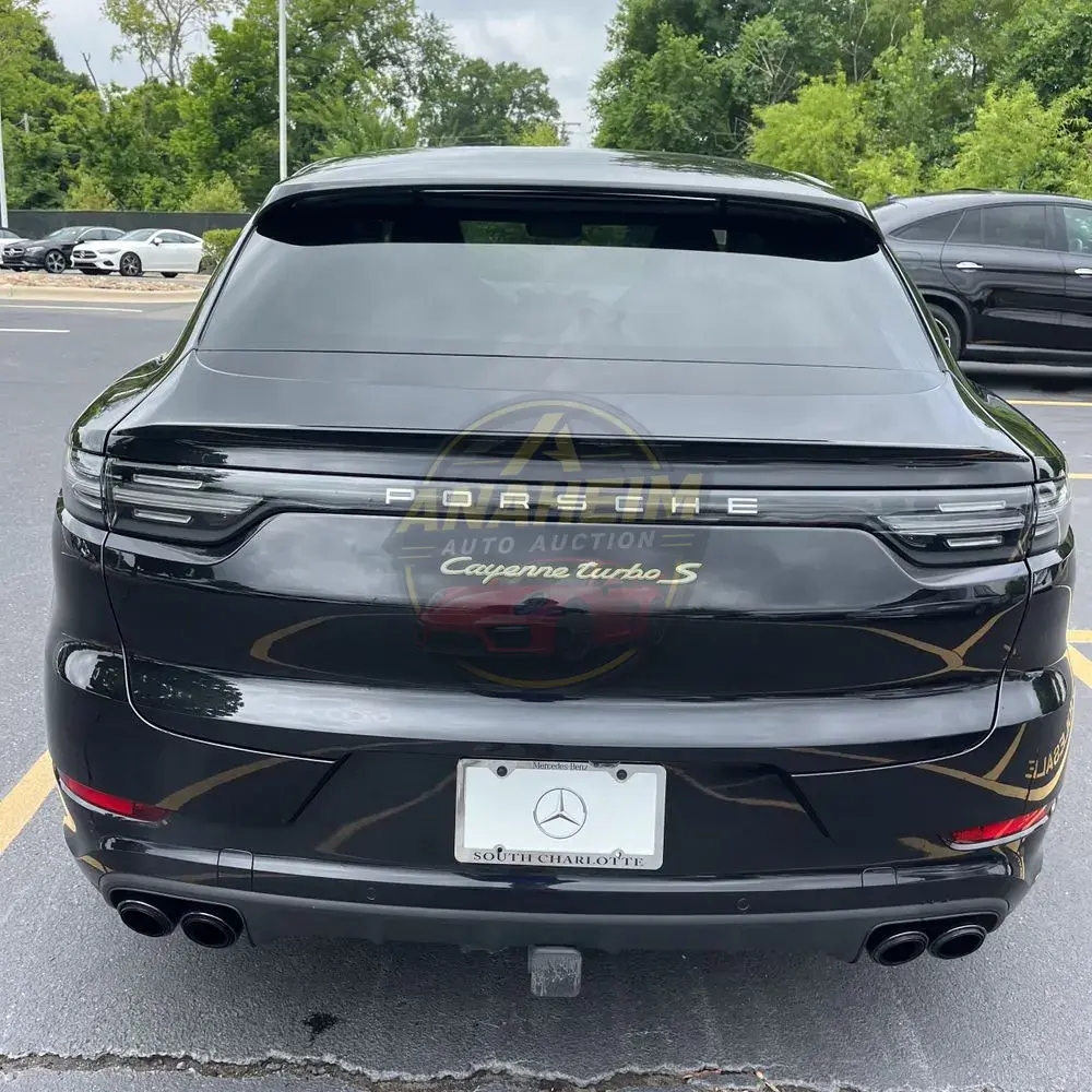 2022 Porsche Cayenne Turbo S E-Hybrid Coupe