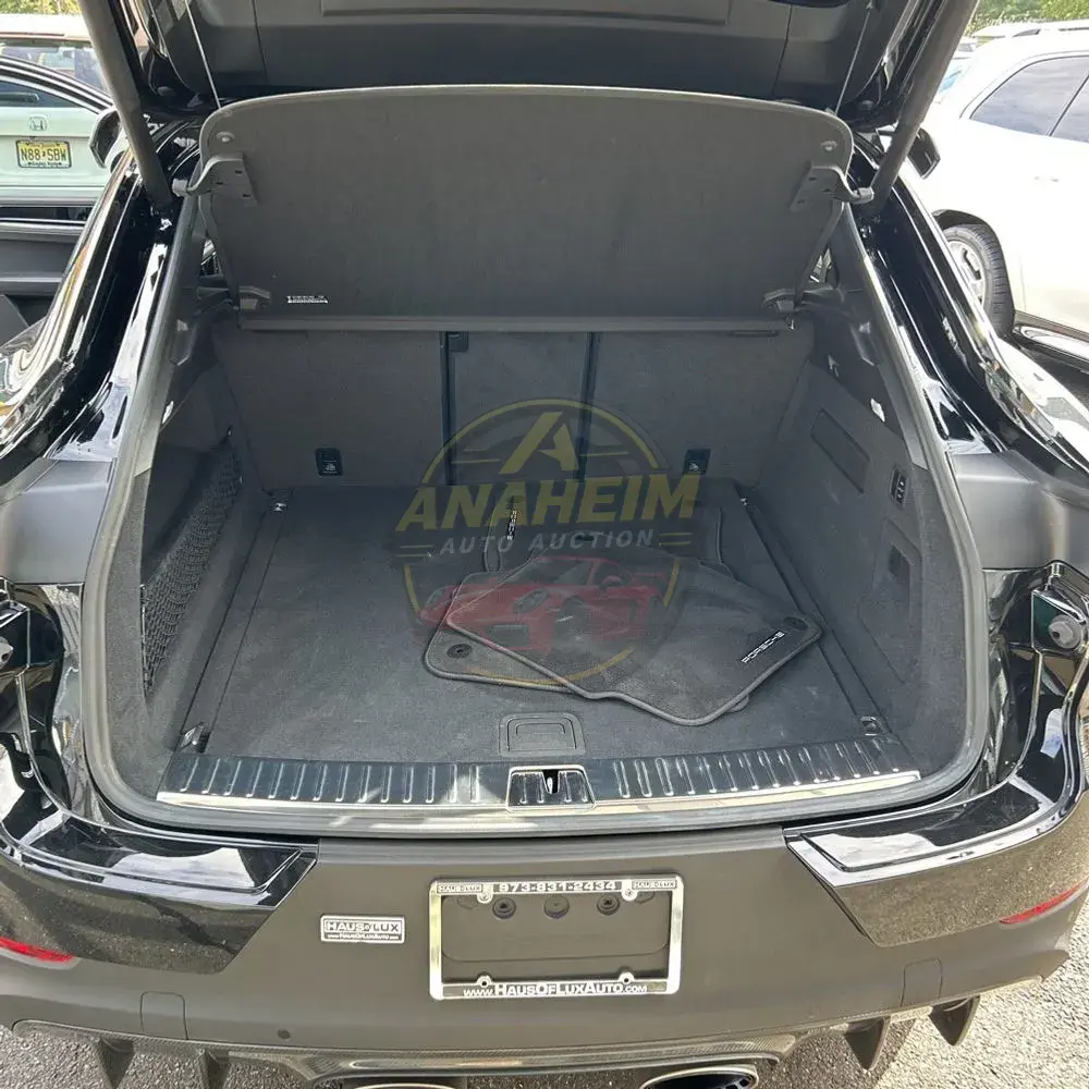 2025 Porsche Cayenne Turbo GT