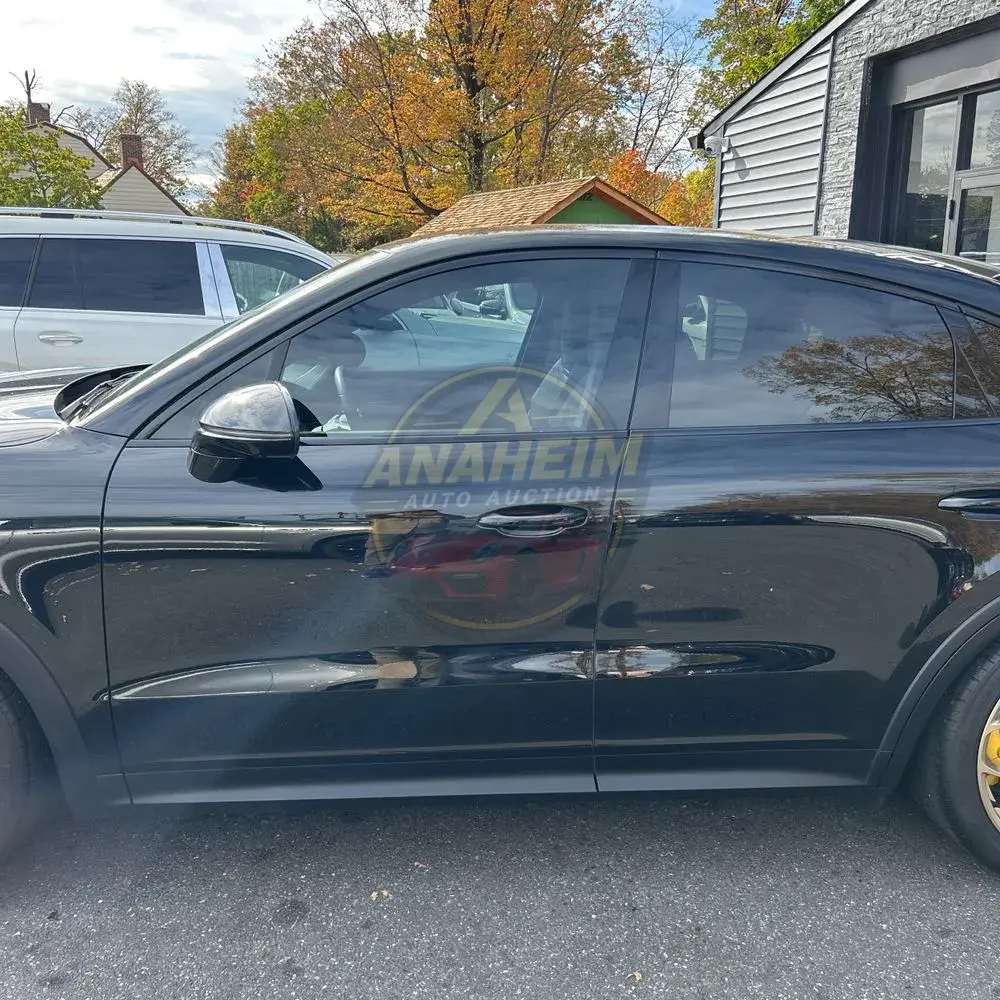 2025 Porsche Cayenne Turbo GT