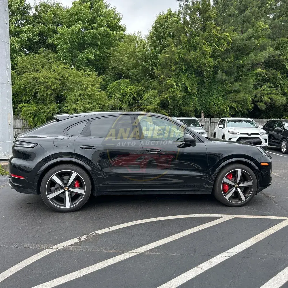 2024 Porsche Cayenne S Coupe