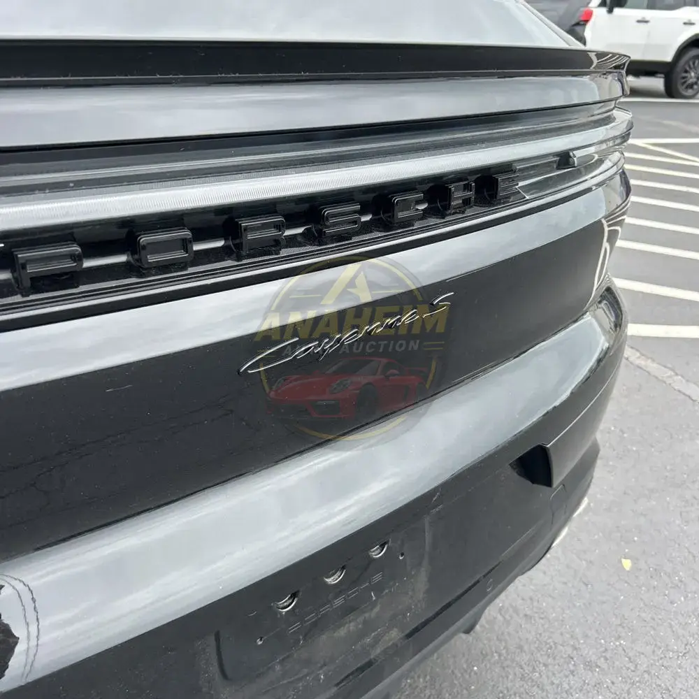 2024 Porsche Cayenne S Coupe