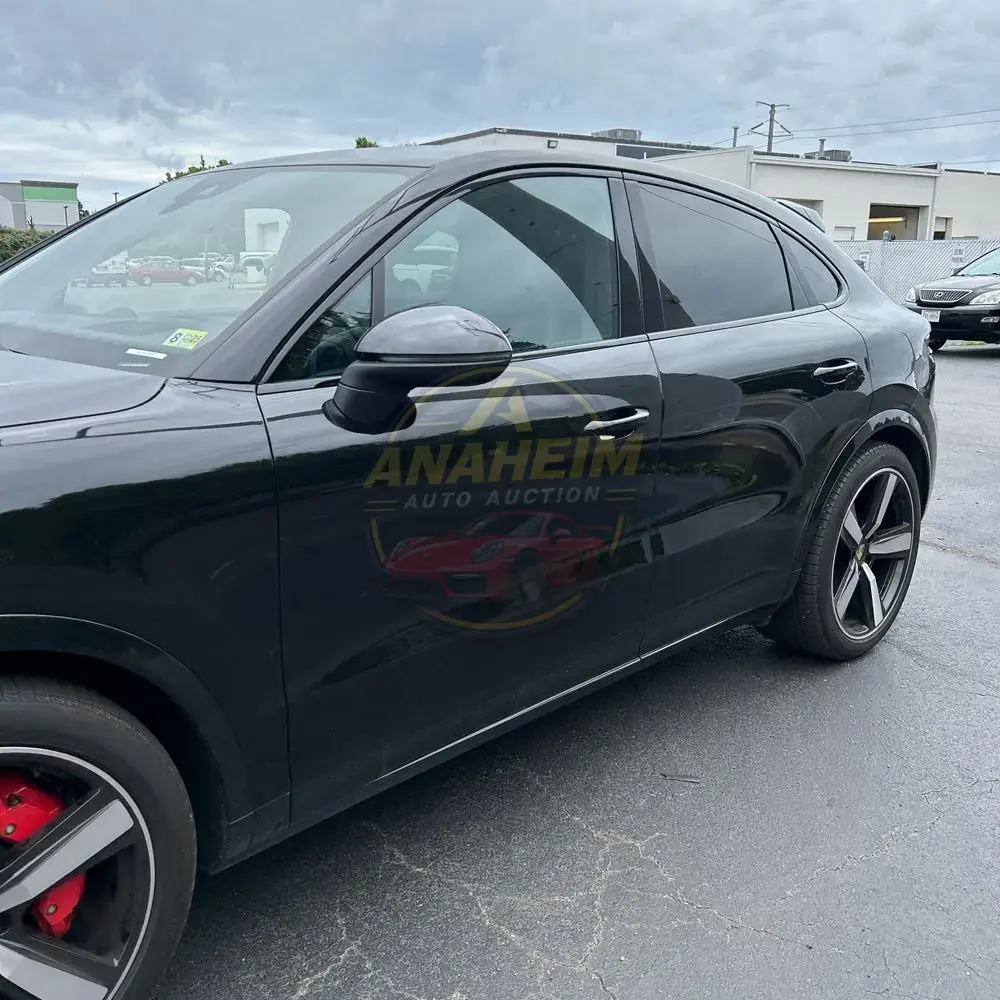 2024 Porsche Cayenne S Coupe