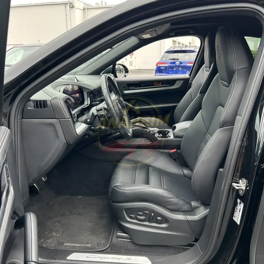 2024 Porsche Cayenne S Coupe