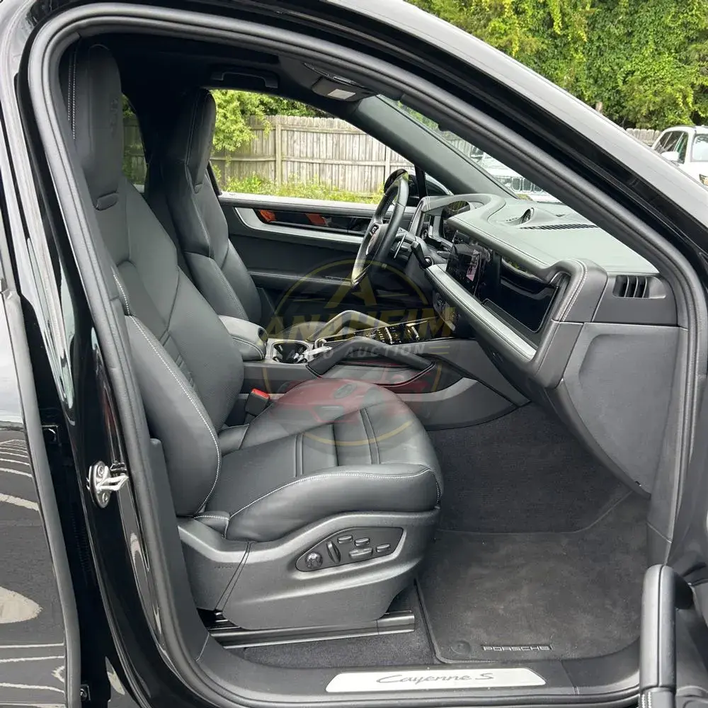 2024 Porsche Cayenne S Coupe