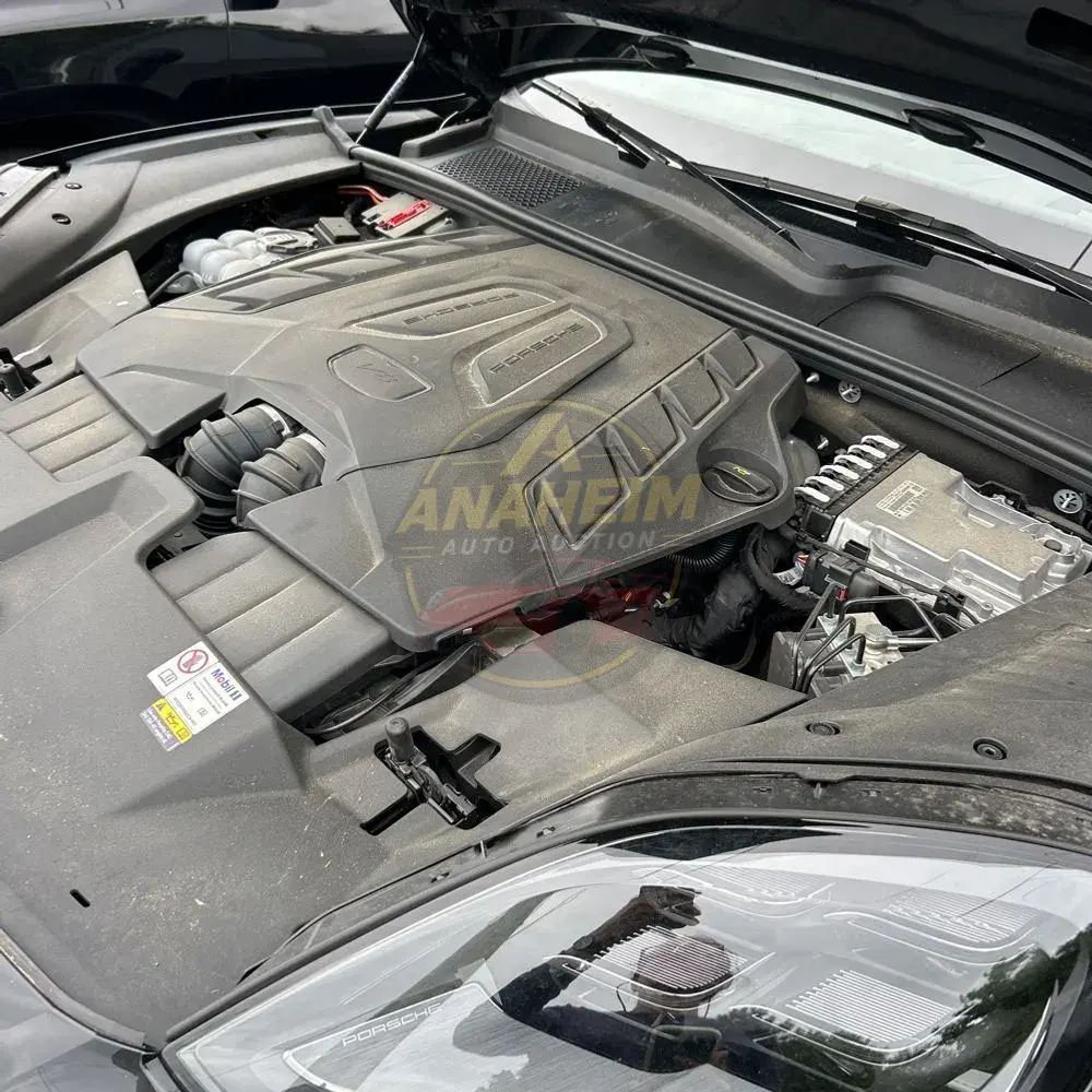 2024 Porsche Cayenne S Coupe