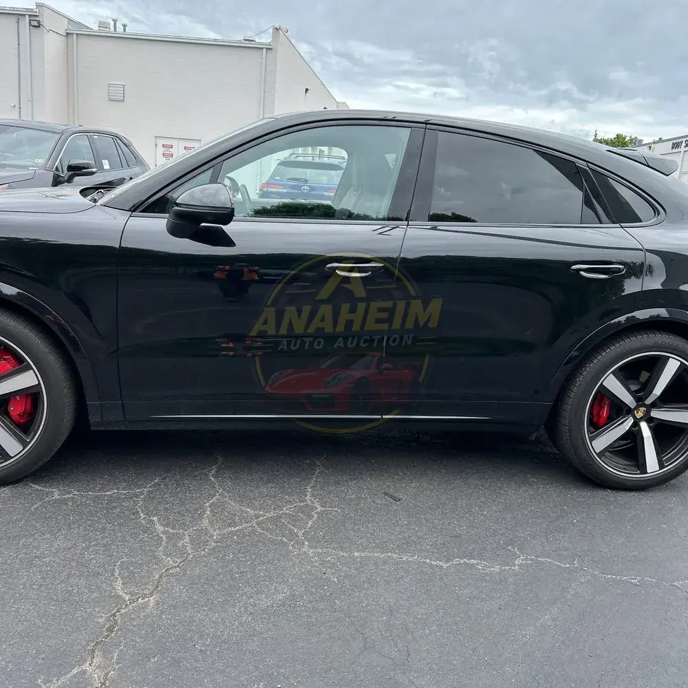 2024 Porsche Cayenne S Coupe
