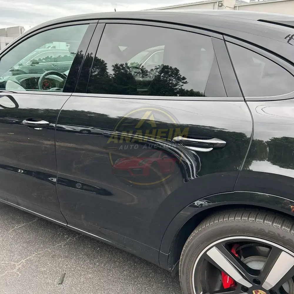 2024 Porsche Cayenne S Coupe