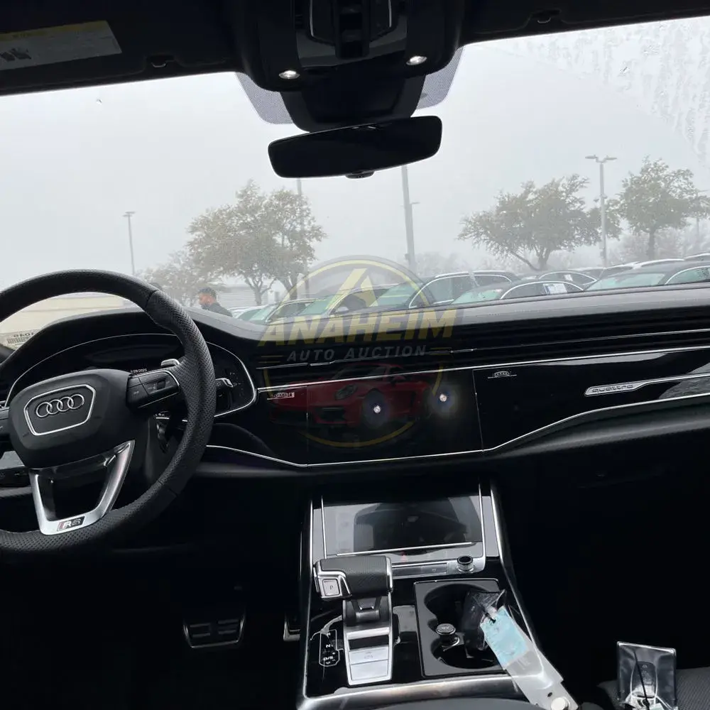 2024 Audi RS Q8 Base