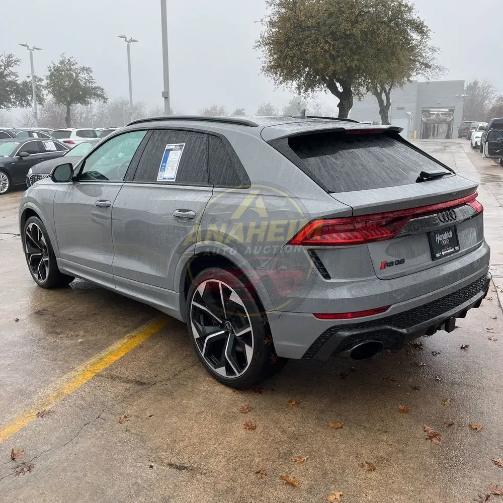 2024 Audi RS Q8 Base