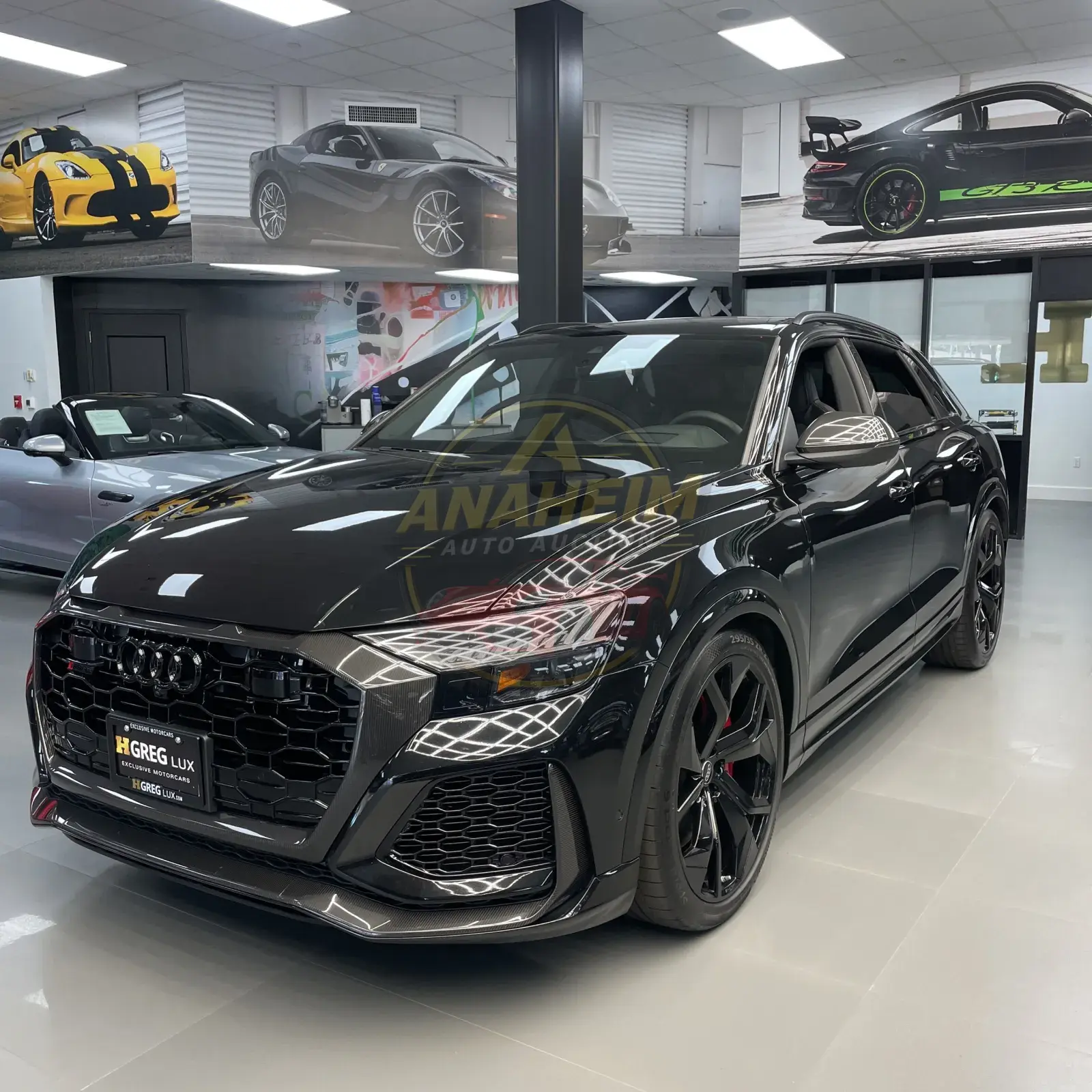 2024 Audi RS Q8 Base