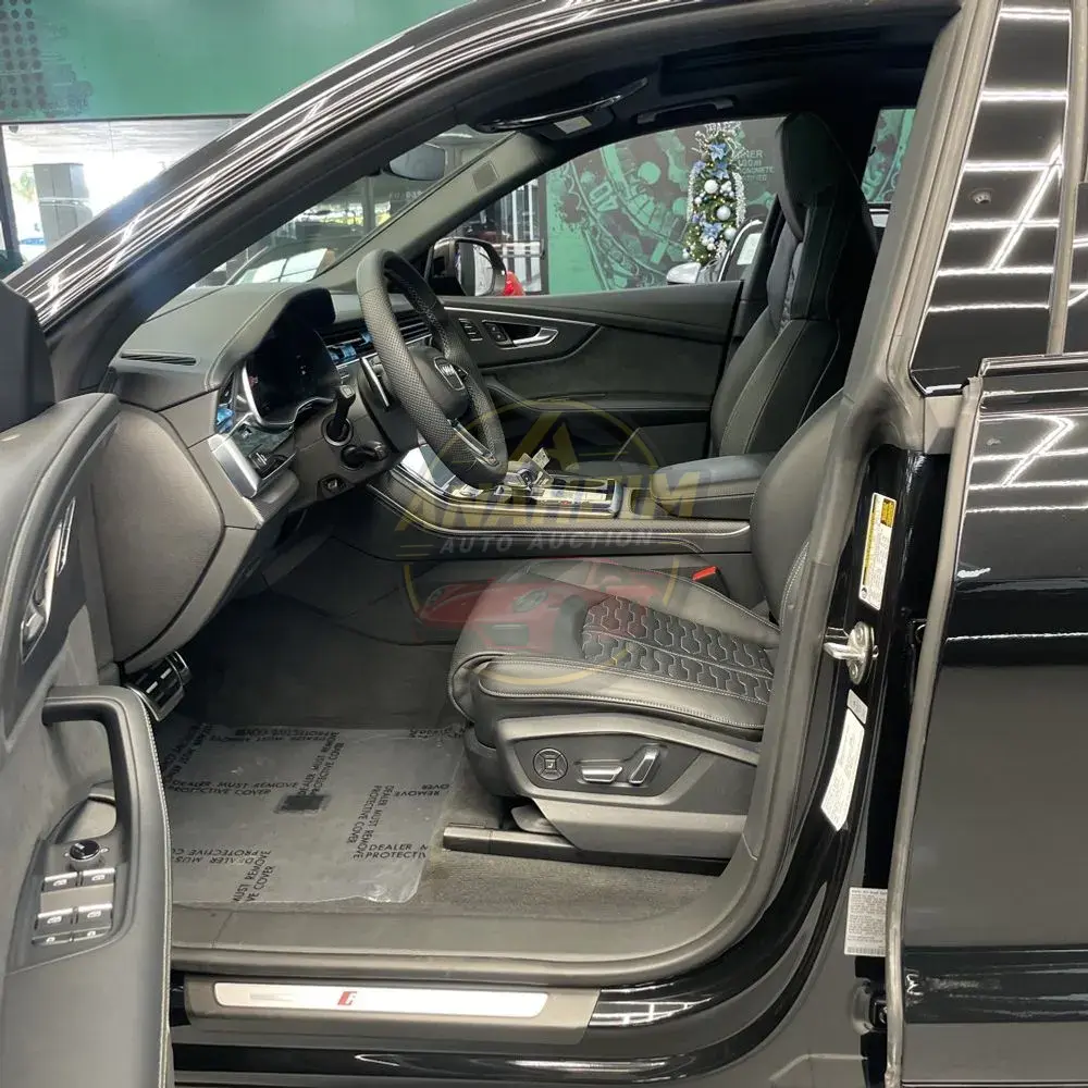 2024 Audi RS Q8 Base