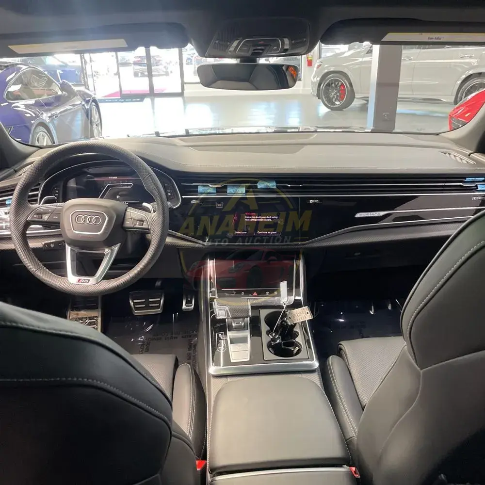 2024 Audi RS Q8 Base