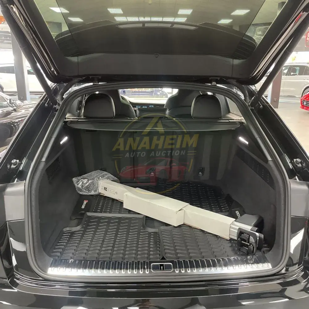 2024 Audi RS Q8 Base