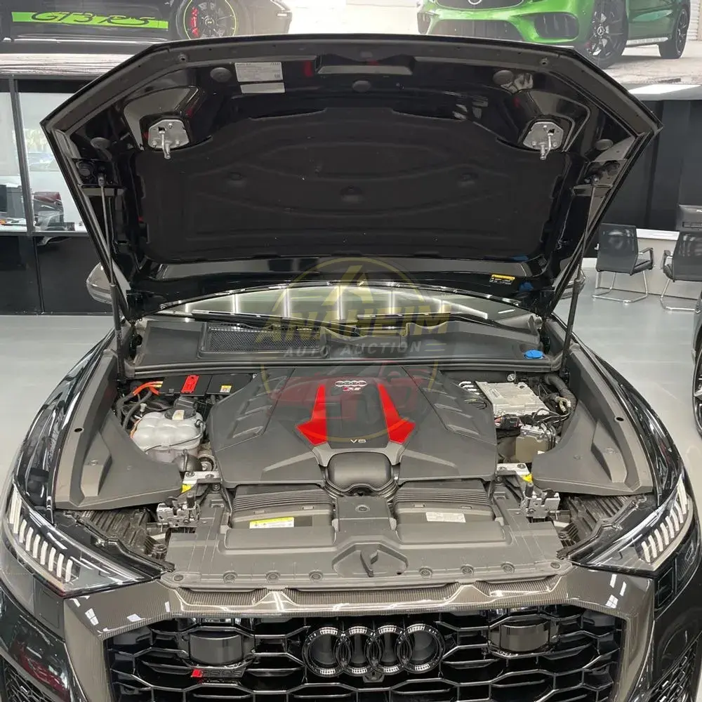2024 Audi RS Q8 Base