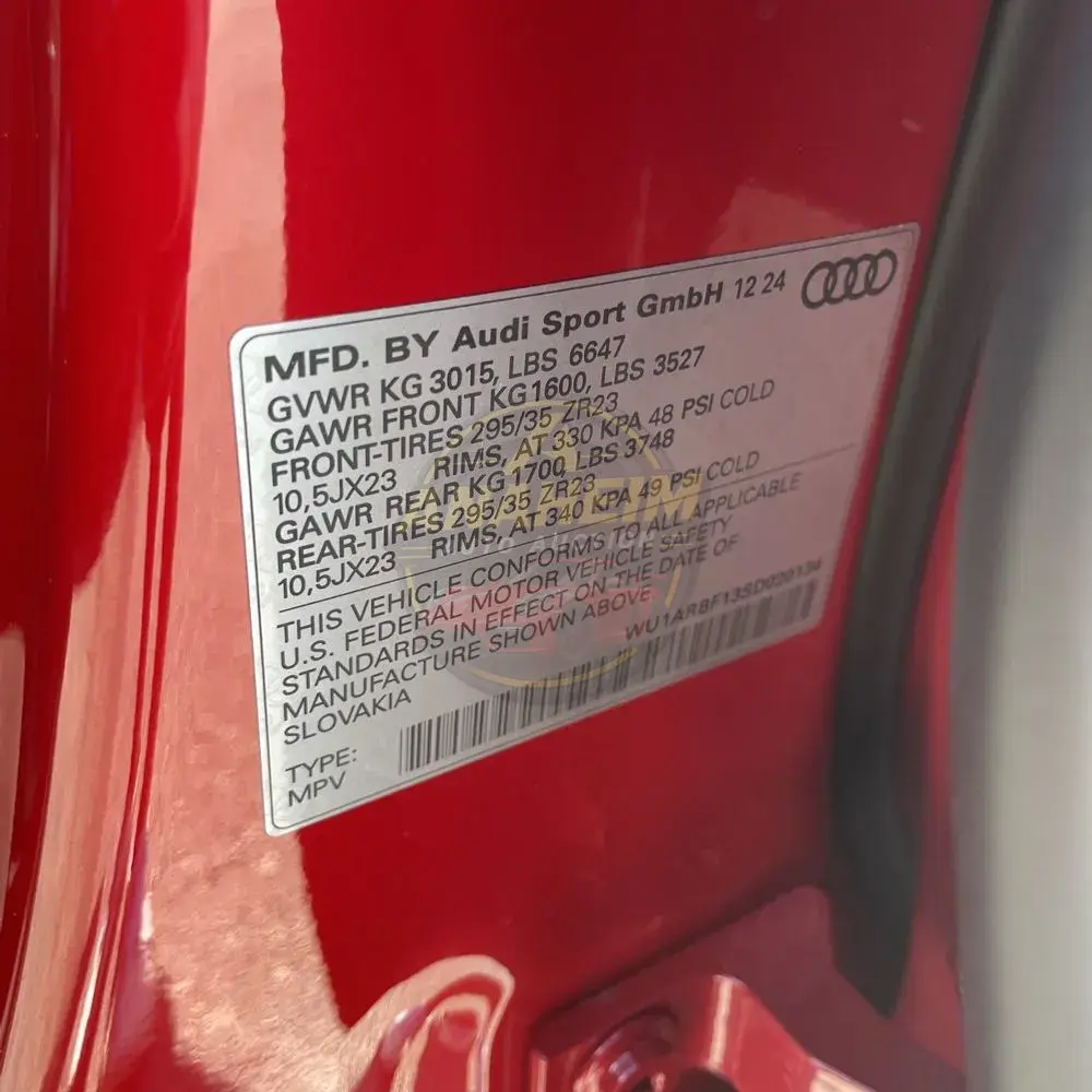 2025 Audi RS Q8 Performance