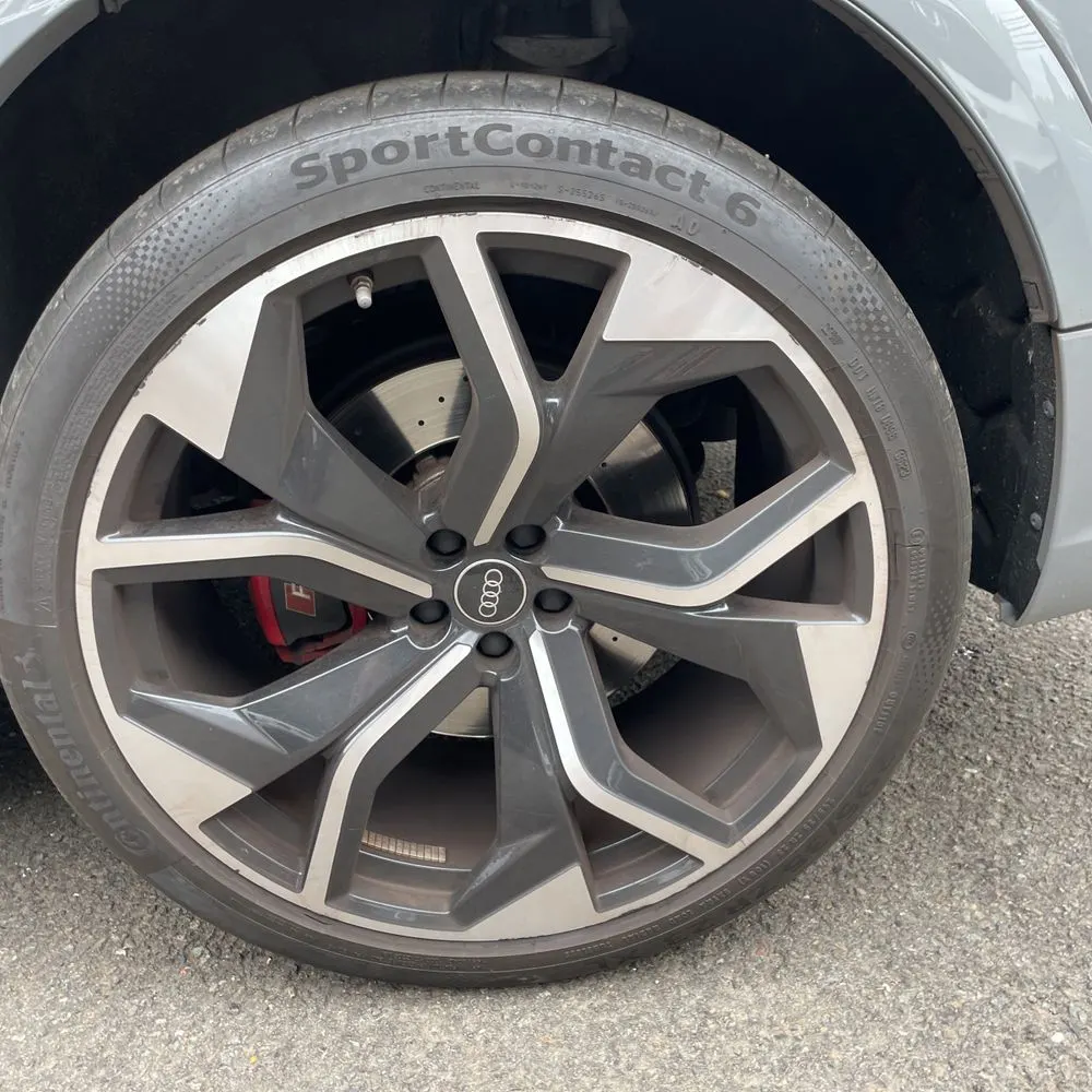 2024 Audi RS Q8 Base