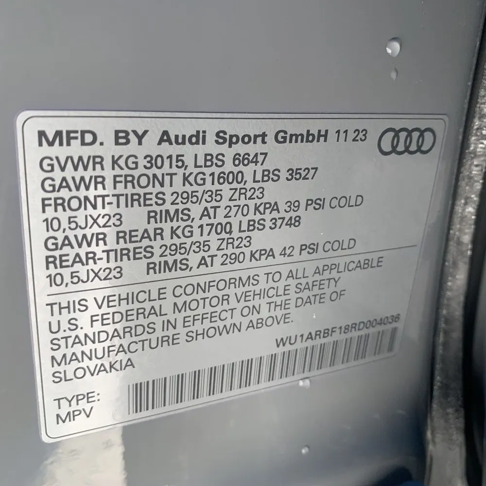 2024 Audi RS Q8 Base