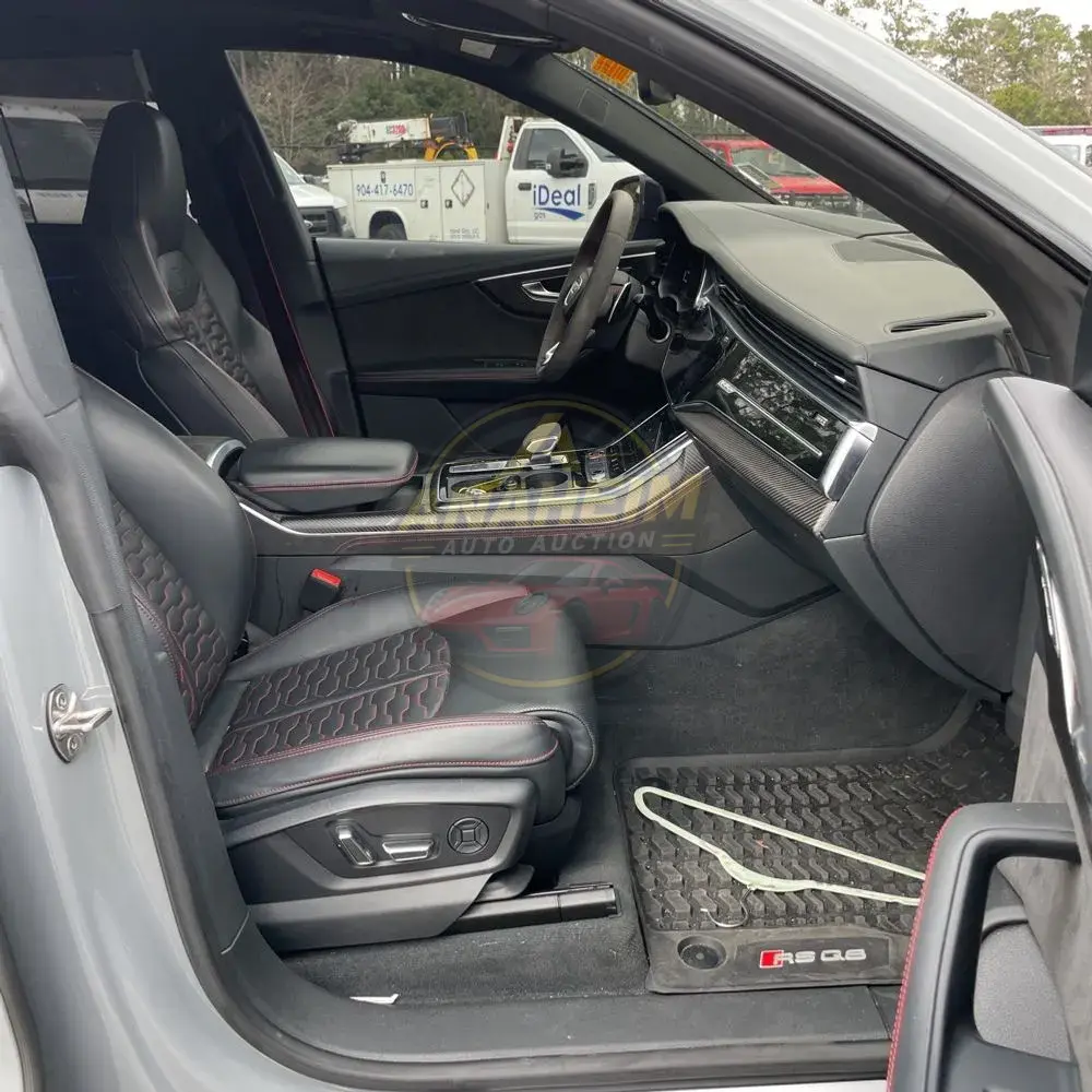 2022 Audi RS Q8