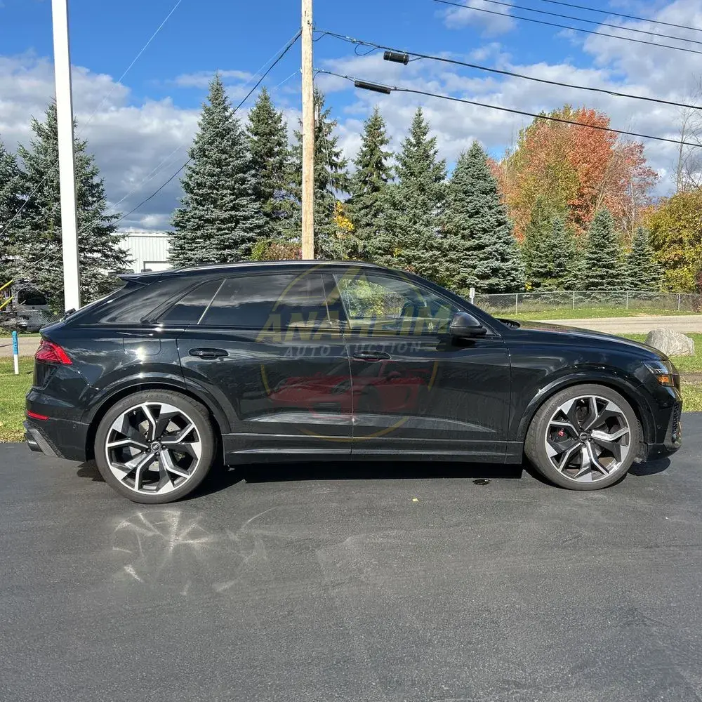 2024 Audi RS Q8 Base