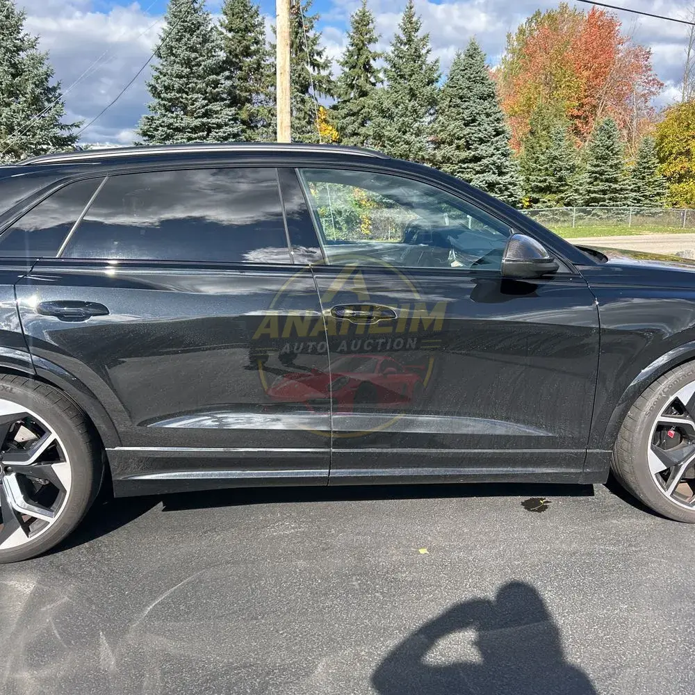 2024 Audi RS Q8 Base