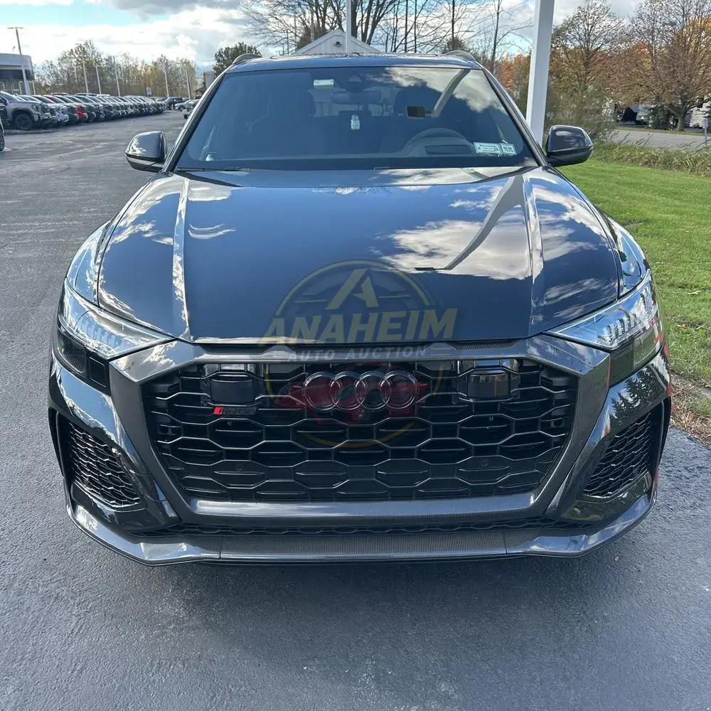 2024 Audi RS Q8 Base