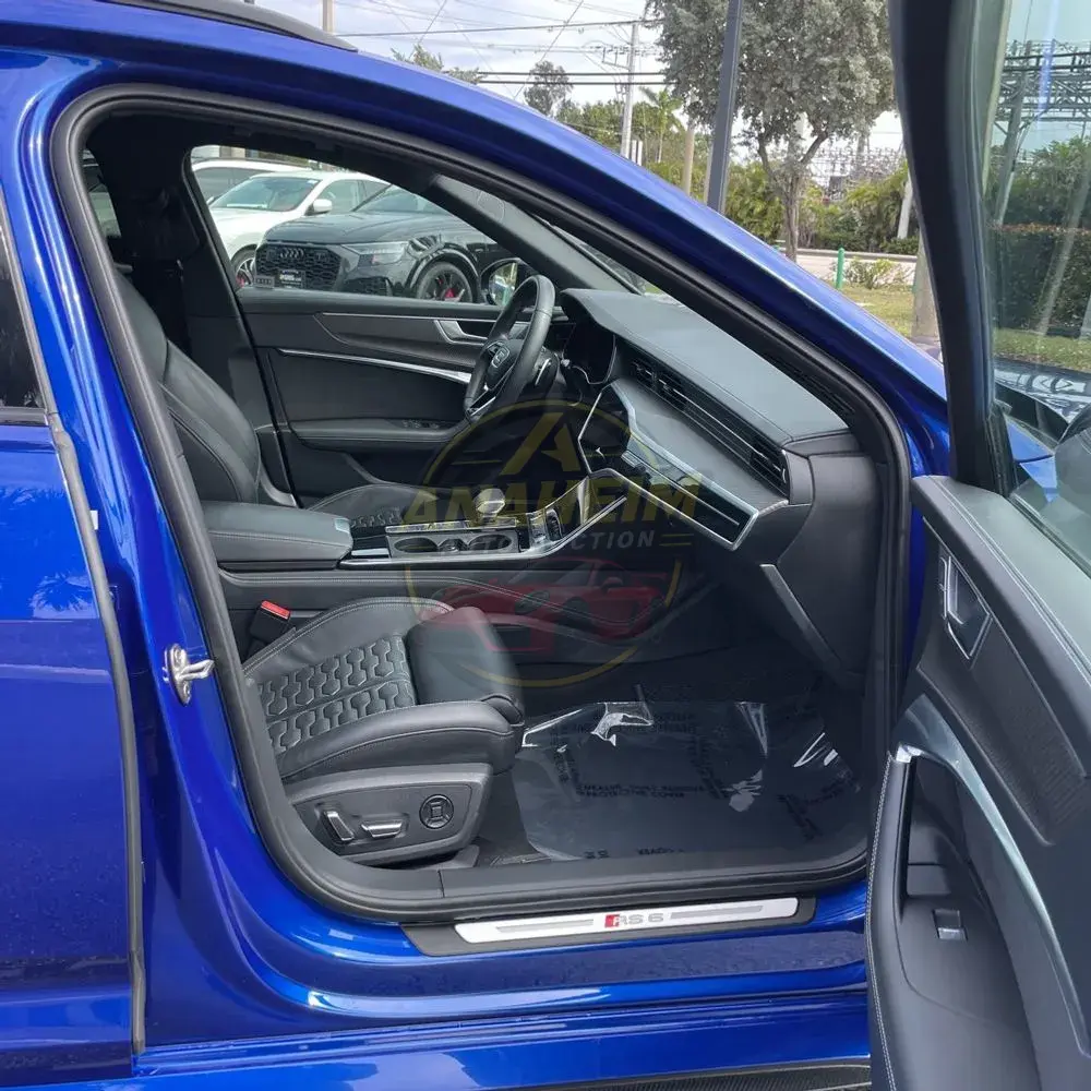 2023 Audi RS 6 Base