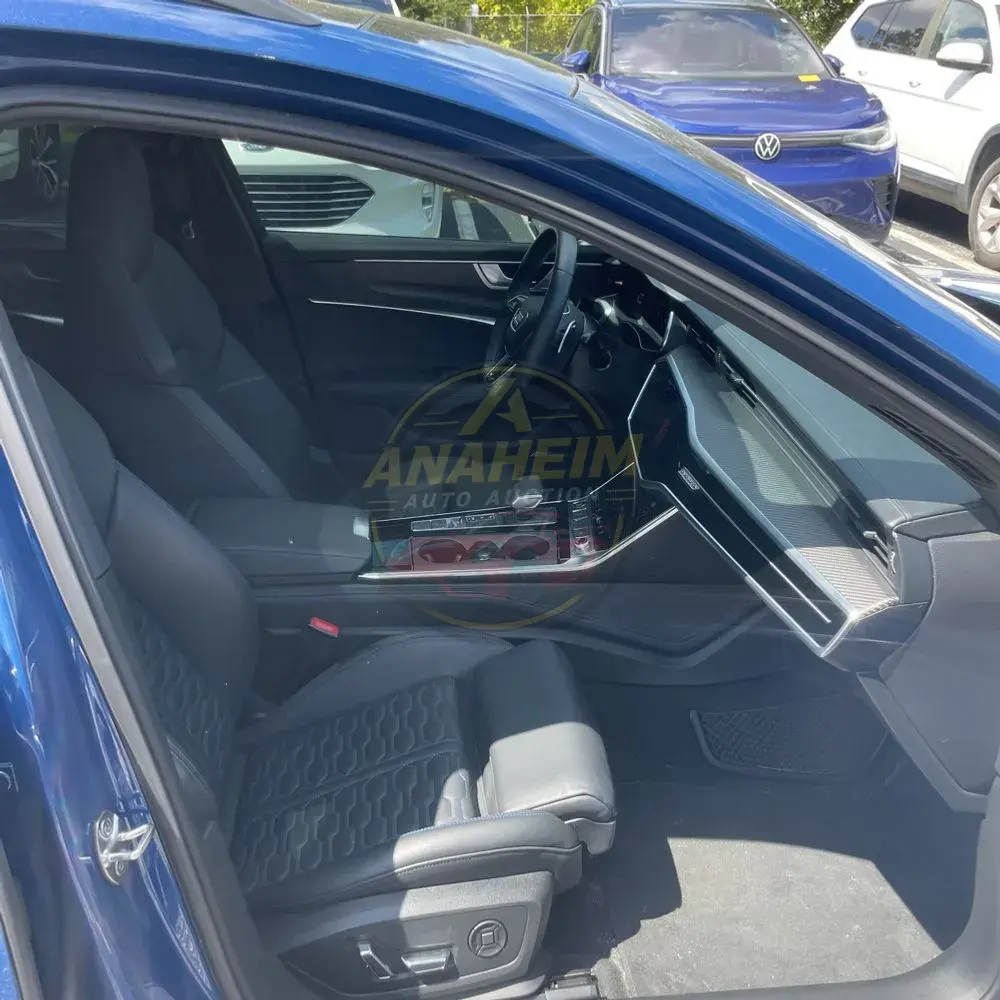 2024 Audi RS 6 Avant Performance