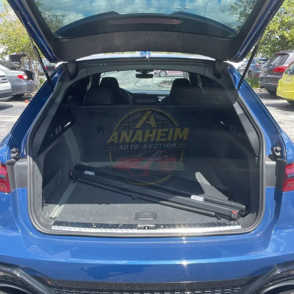 2024 Audi RS 6 Avant Performance