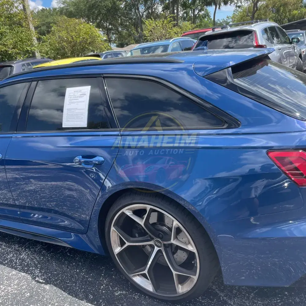 2024 Audi RS 6 Avant Performance