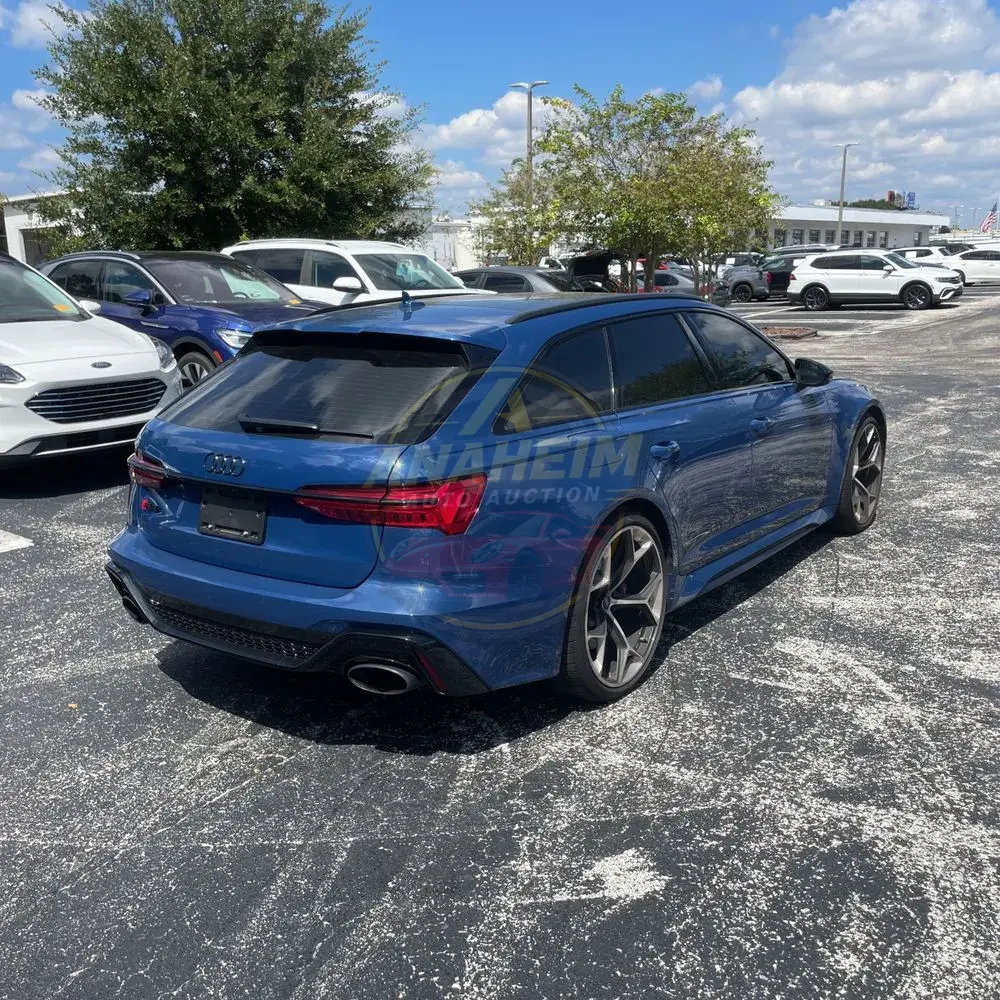 2024 Audi RS 6 Avant Performance